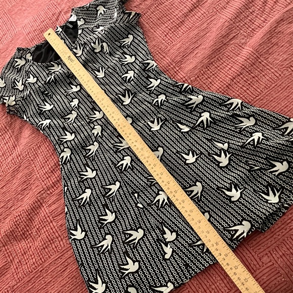 H&M Divided women’s size 2 bird motif lined mini Dress - Picture 5 of 16